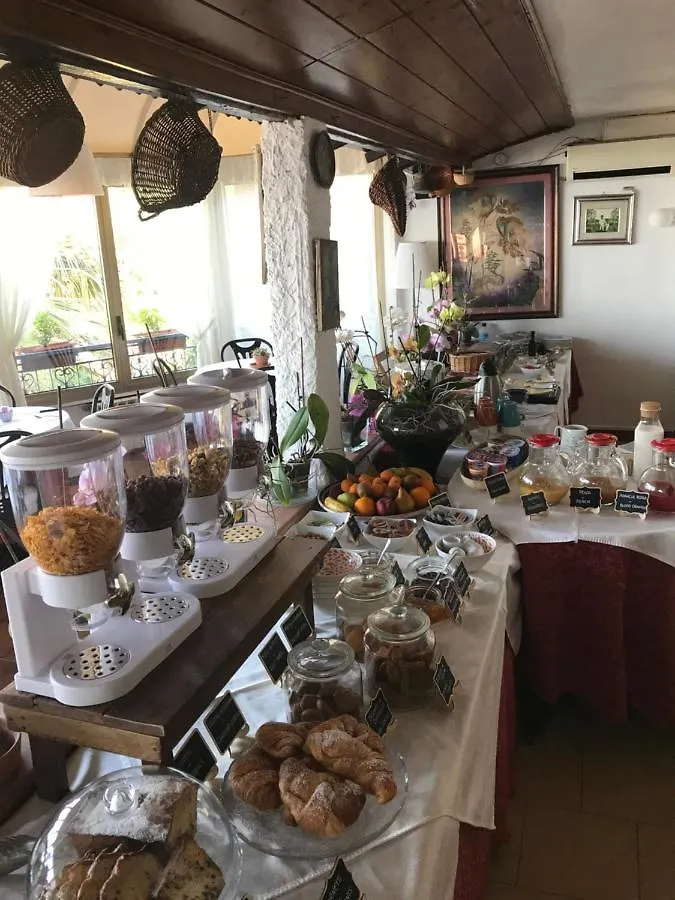 Villa Greta Hotel Rooms & Suites Taormina Italy