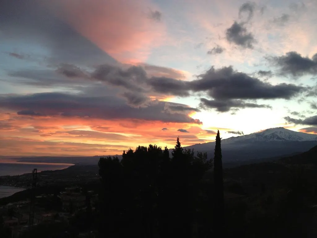 Villa Greta Hotel Rooms & Suites Taormina